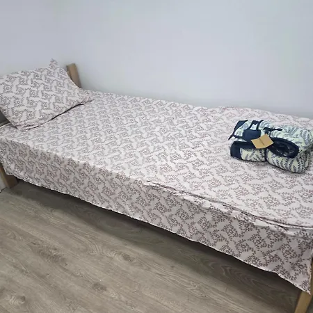 Smestaj Za Radnike Stadion Lagator Lejlighed Loznica